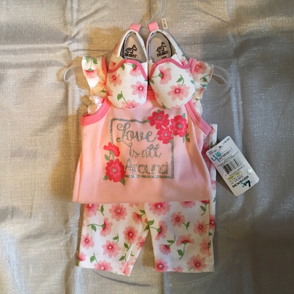 Baby’s floral 3 piece set multi sizes
